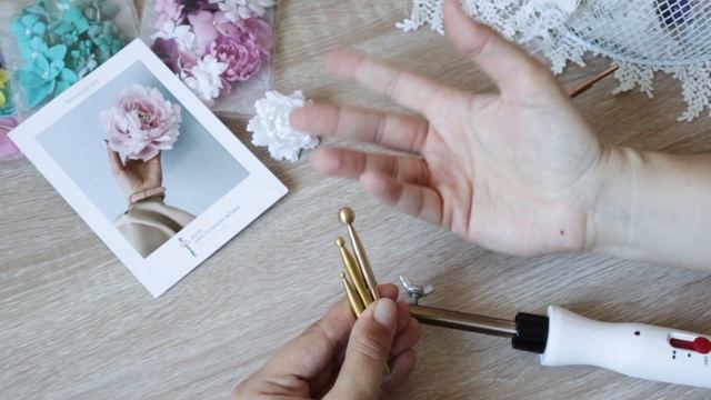 Обзор инструмента для цветов от ДОМА ЦВЕТОЧНОЙ МОДЫ/ Скрапбукинг/ Цветы из ткани смотреть онлайн