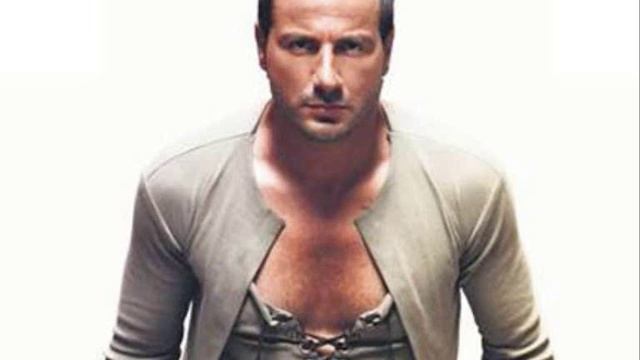 Davut Güloglu - Git Git 2009 смотреть онлайн