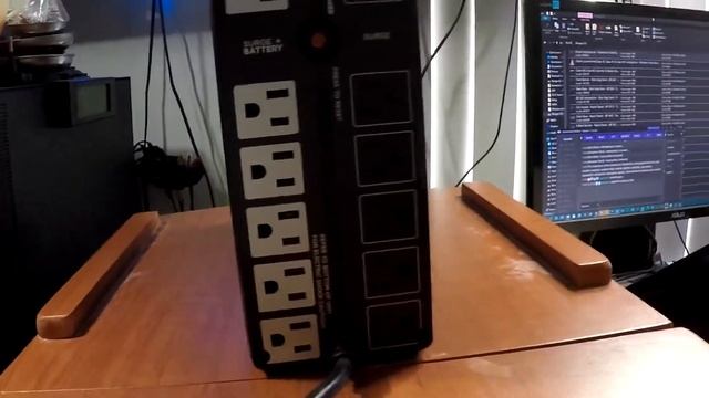 CyberPower 1500 VA 900 Watts CP1500AVRLCD UPS Battery Backup Unboxing смотреть онлайн