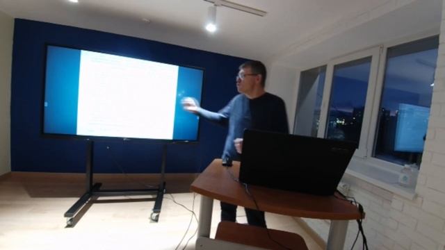 Как решать ЕГЭ по обществознанию? Первая часть - задания №1-16 смотреть онлайн