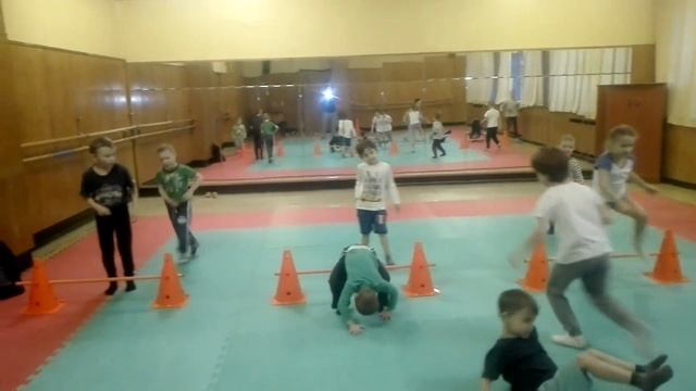 Тренировка юных спортсменов юнец спорта. смотреть онлайн