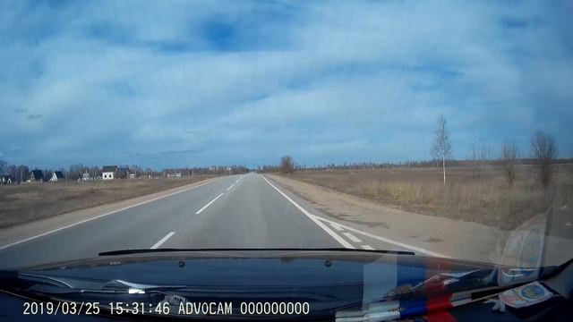 Опасная езда. Пересечение сплошной линии разметки. смотреть онлайн