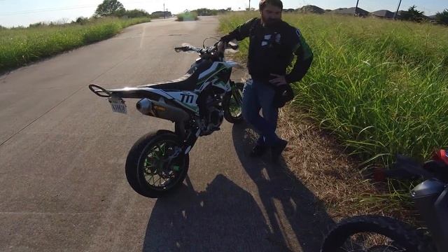 CRF300L VS WR250X, Whos Faster?
