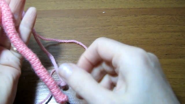 "Вязание с нуля". Двойной край с зубчиками (Набор петель Джуди) смотреть онлайн