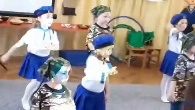 Утренник 23 февраля смотреть онлайн