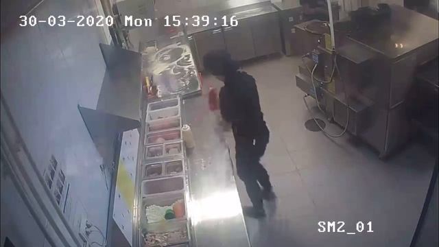 COVID-19 ДОДО ПИЦЦА, МЫ ГОТОВИМ БЕЗ ПЕРЧАТОК. смотреть онлайн