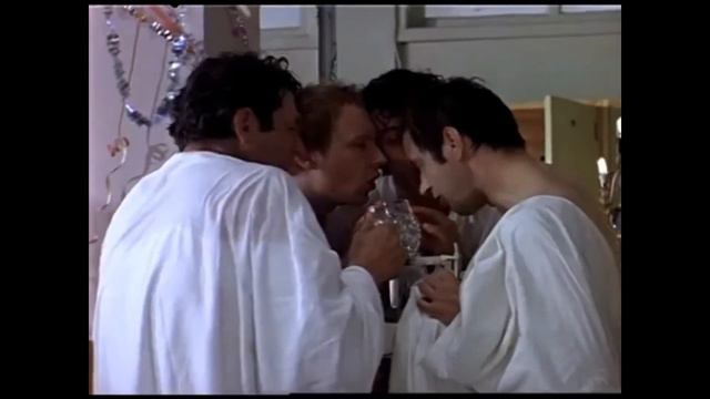 Под крылом самолета о чем то поет зеленое море тайги смотреть онлайн