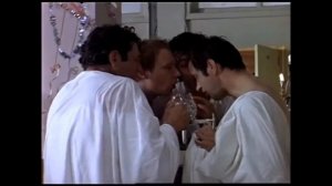 Под крылом самолета о чем то поет зеленое море тайги