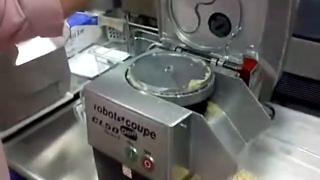 CL50 Dicing Macadamia смотреть онлайн