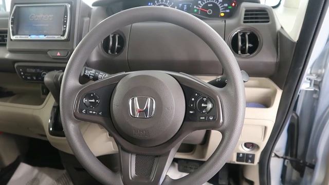 Honda N BOX смотреть онлайн