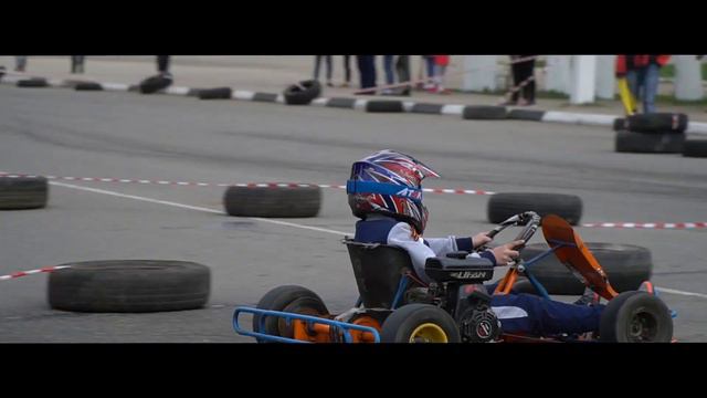 Соревнования по картингу 4 мая 2019 года. Кольчугино, пл. Ленина. смотреть онлайн