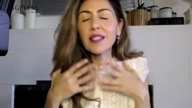 How Hustle Culture and Burnout Is Ageing You With Chelsea Pottenger смотреть онлайн