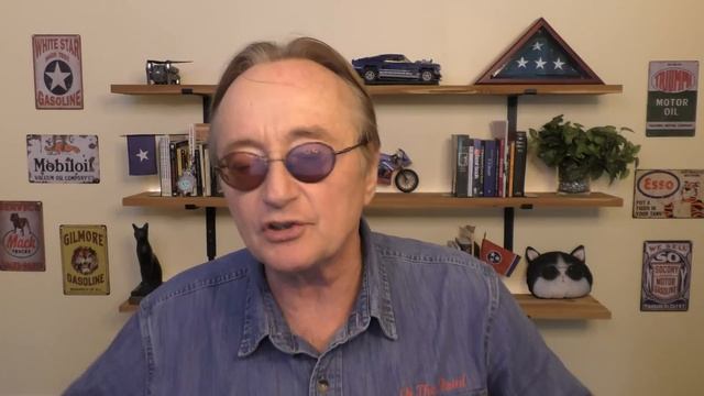 Nissan’s Last Year in Business смотреть онлайн