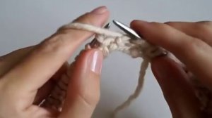 Круговой снуд узором двойной рис в один оборот спицами