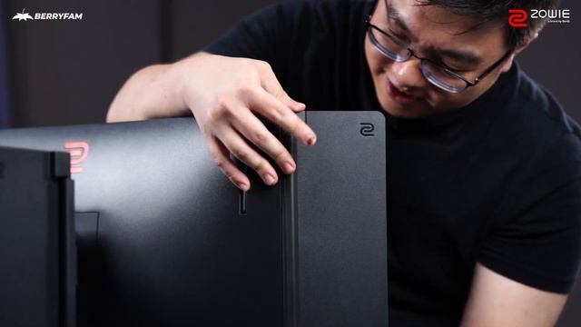 Fixing your aim with the ZOWIE XL2566K? ? | ft. YoloLee & CombatBaby смотреть онлайн