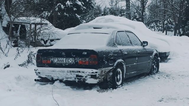 В темноте мы пляшем танго смотреть онлайн