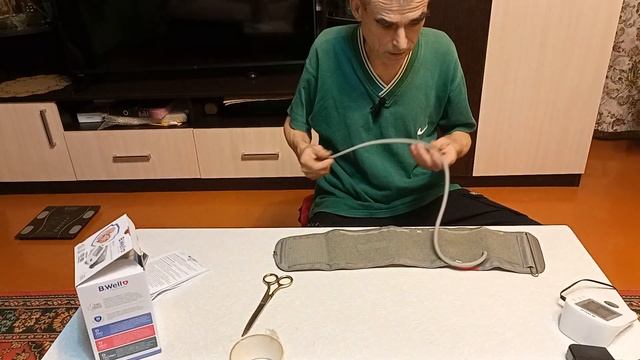 VID 20221213 192929 Как быстро заклеить манжету тонометра. смотреть онлайн