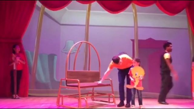The BUGS & DAFFY Show!!! PopKidzRule Visit WB World Abu Dhabi ?? #WB #Park #BugsBunny #DaffyDuck смотреть онлайн