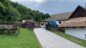 ХОЛЛОКЁ - ДЕРЕВНЯ ЮНЕСКО в ВЕНГРИИ | Hollókő #деревнивенгрии #жизньввенгрии #Венгрия #holloko