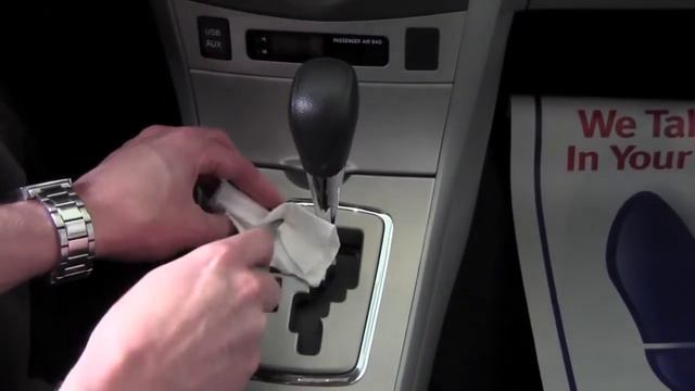 2011 Toyota Corolla Shift Lock Release How To by Toyota City Minneapolis MN смотреть онлайн