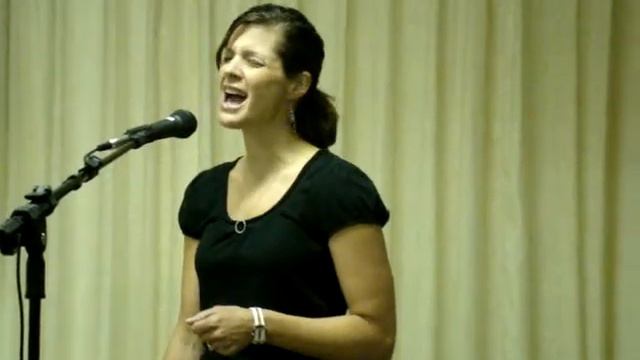 Amy McDonald Ward singing "House of A Thousand Dreams" смотреть онлайн