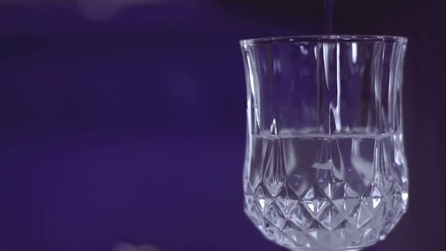 EP.3 - SMOKED GIBSON / La barcaza, cocktail club Ephémère смотреть онлайн