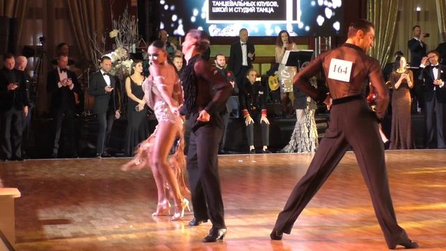 Vasilchenko Anastasia - Strebizh Andrey Cha-Cha \ Crystal Ball 2020 смотреть онлайн