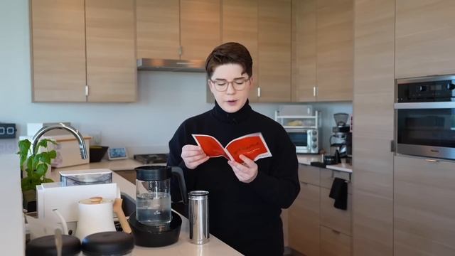 INSTANT COLD BREW IS POSSIBLE (but is it any good?) смотреть онлайн