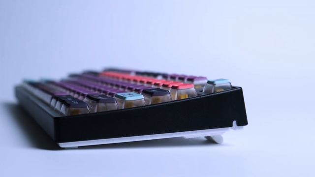 САМАЯ ТИХАЯ МЕХАНИЧЕСКАЯ КЛАВИАТУРА В РОССИИ | Релиз ✨ Geek Side S1✨ смотреть онлайн