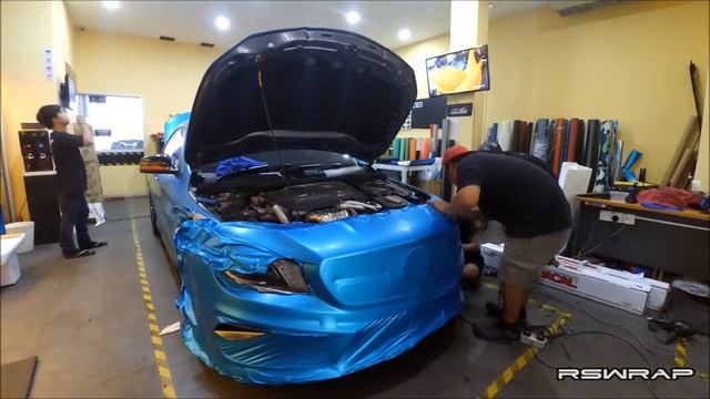 Satin Ocean Shimmer Mercedes CLA45 AMG смотреть онлайн