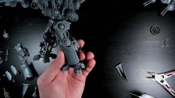 Kitbashing A chaos Knight Tyrant for Warhammer 40k