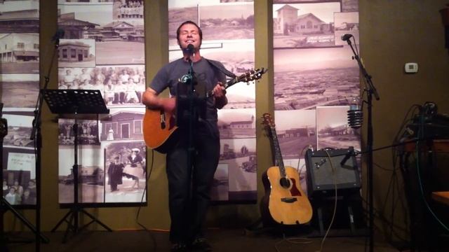 MAV - Four Years (Java Joe's Open Mic Night 10-18-11) смотреть онлайн