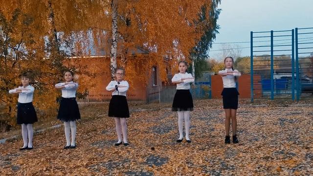 Флешмоб в честь праздника "День учителя". смотреть онлайн