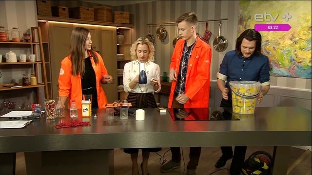 Человек к вакуумной упаковке. Наука для дома от центра AHHAA