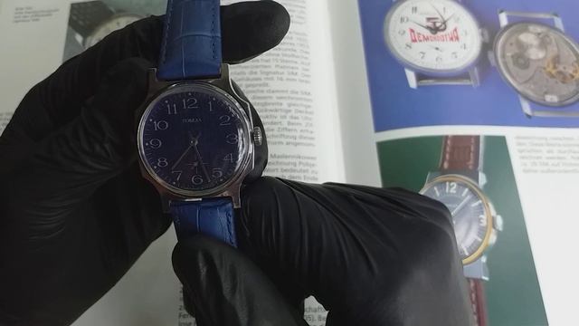 Часы победа циферблат синий с переливом. смотреть онлайн