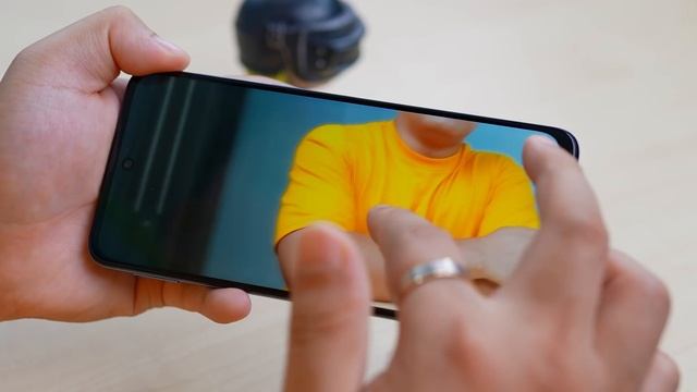 Solid 12GB Ram Phone @17,499* - Moto G54 Test смотреть онлайн