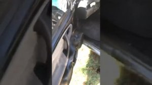 Ваз проливаем отработкой пороги и все места