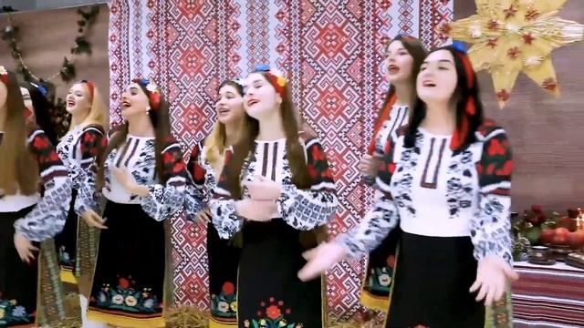 СТАРЫЙ ГОД ПРОХОДИТ смотреть онлайн