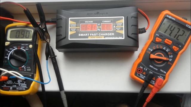 Автоматическое зарядное устройство с функцией хранения для АКБ 12 Вольт смотреть онлайн