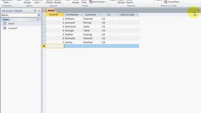 Access Mini-Lesson 3 - Foreign Key смотреть онлайн