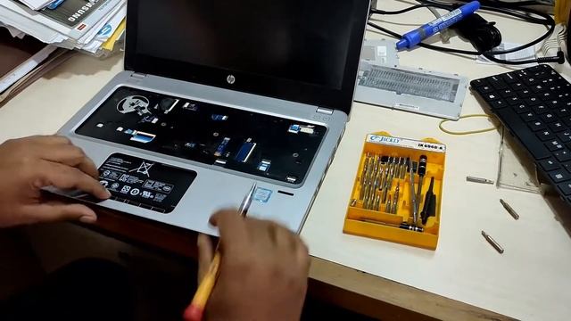 Touchpad Replacement of HP ProBook 430 G4 Laptop смотреть онлайн