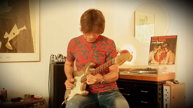2011 Fender Custom Shop 1960 Stratocaster Relic, shoreline gold смотреть онлайн