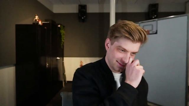 LCS Ask Me Anything - Roadshow, Time Change & more смотреть онлайн