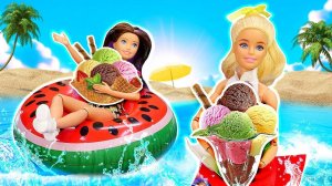 Бассейн для кафе Барби!  Игры в куклы Барби для девочек