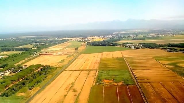 Copy of Pisa Galileo Galilei airport landing смотреть онлайн