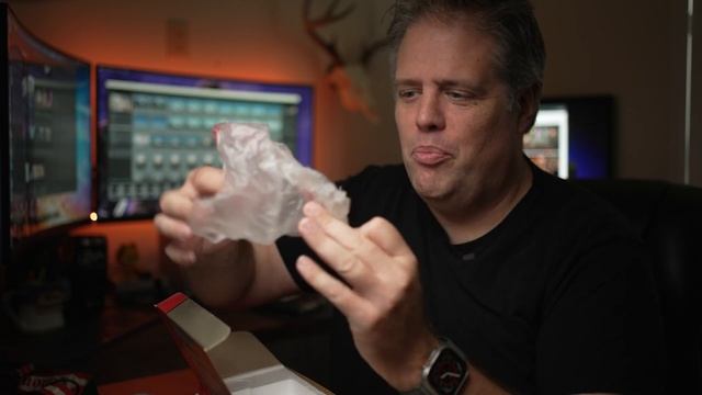 Unboxing the Canon F1n 35mm Film Camera смотреть онлайн