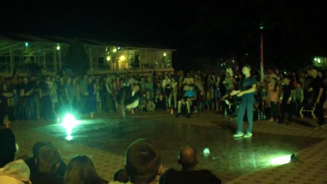 Анапа 10 июня Открытие сезона 2018! Лучшее уличное шоу! Уличные танцоры. смотреть онлайн