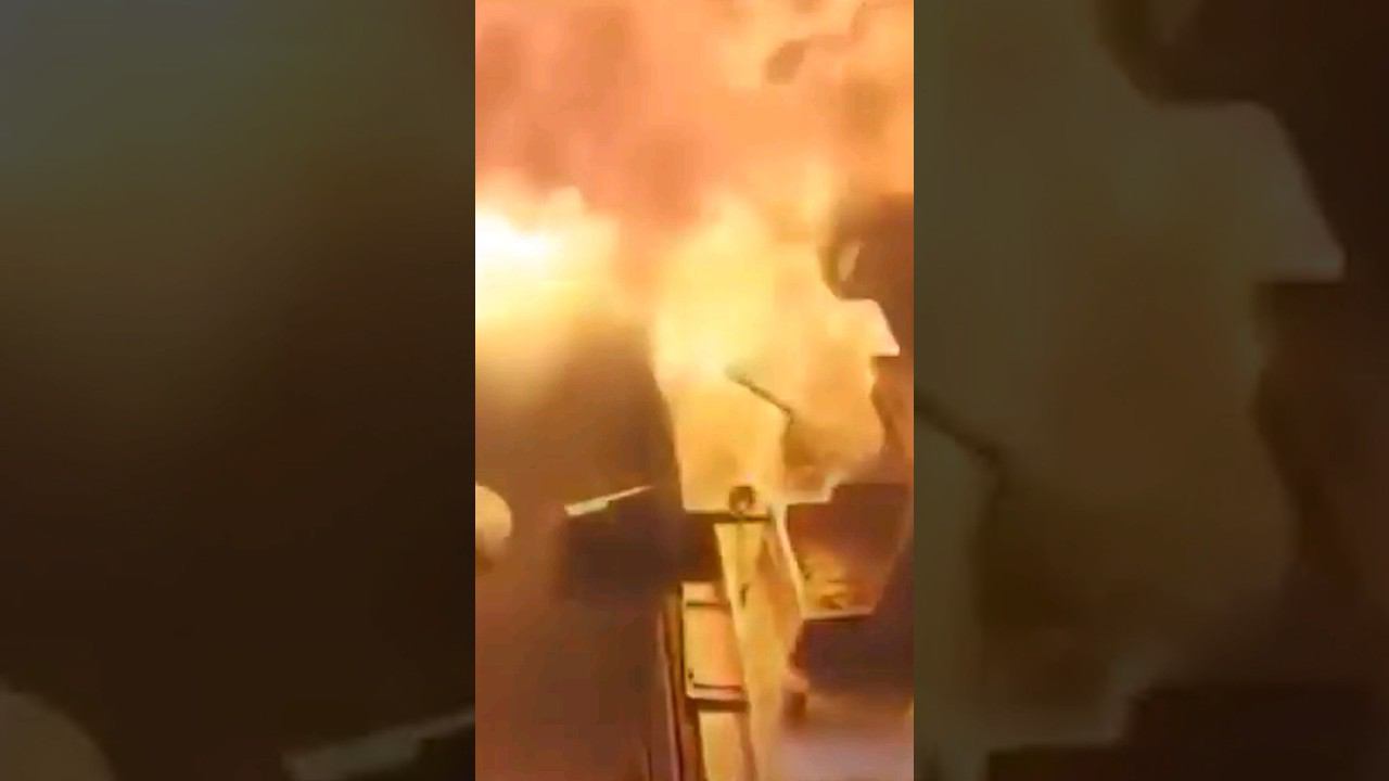 Почему горящее масло нельзя тушить водой? смотреть онлайн