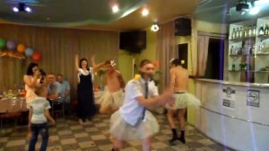 Танец маленьких лебедей!Ржака!!!Смотреть всем!!