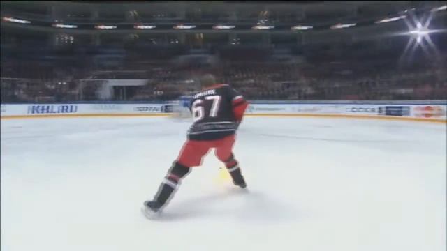 ШОК! Хоккеист загорелся во время матча!!!